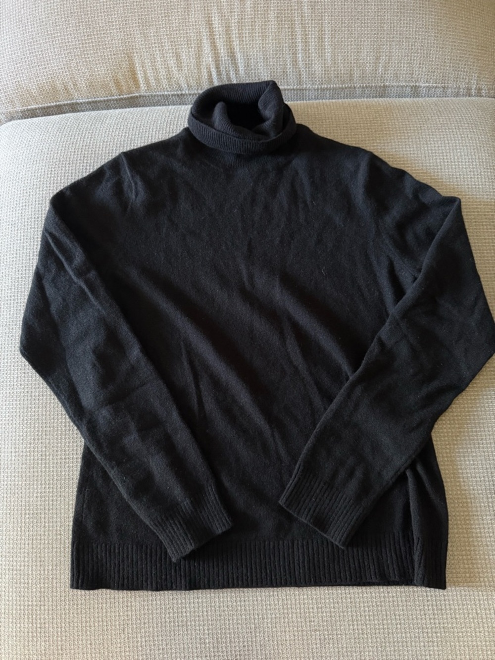 Garnet Hill Black Turtleneck 100% Cashmere Sweater